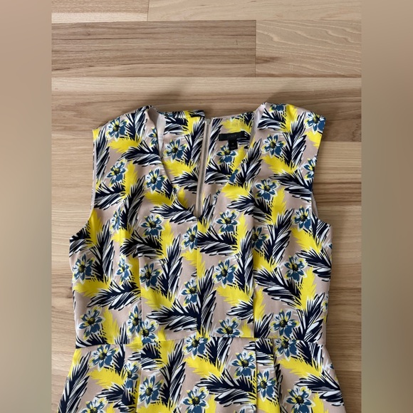 J. Crew 100% Silk Spring Meadow Floral Dress Yellow size 10 - Picture 4 of 14